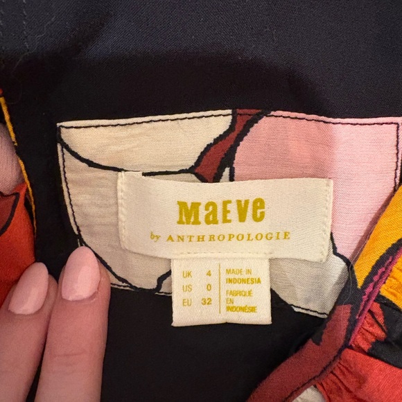 Maeve Floral Midi Dress with V-Neck & Long Sleeves – Size 0 - Picture 8 of 8